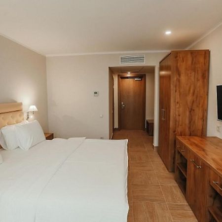 Amza Park Hotel Gagra Eksteriør billede