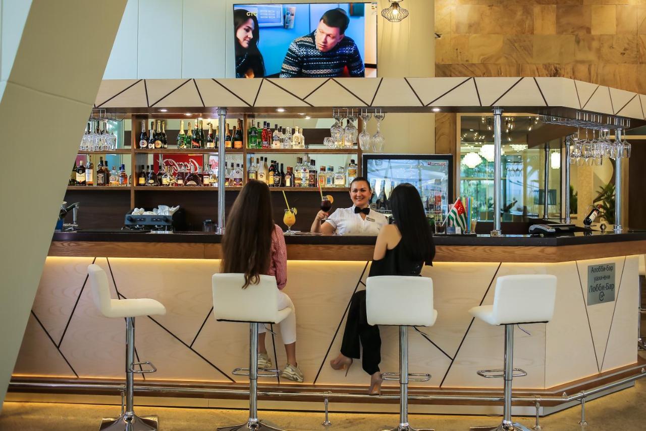 Amza Park Hotel Gagra Eksteriør billede