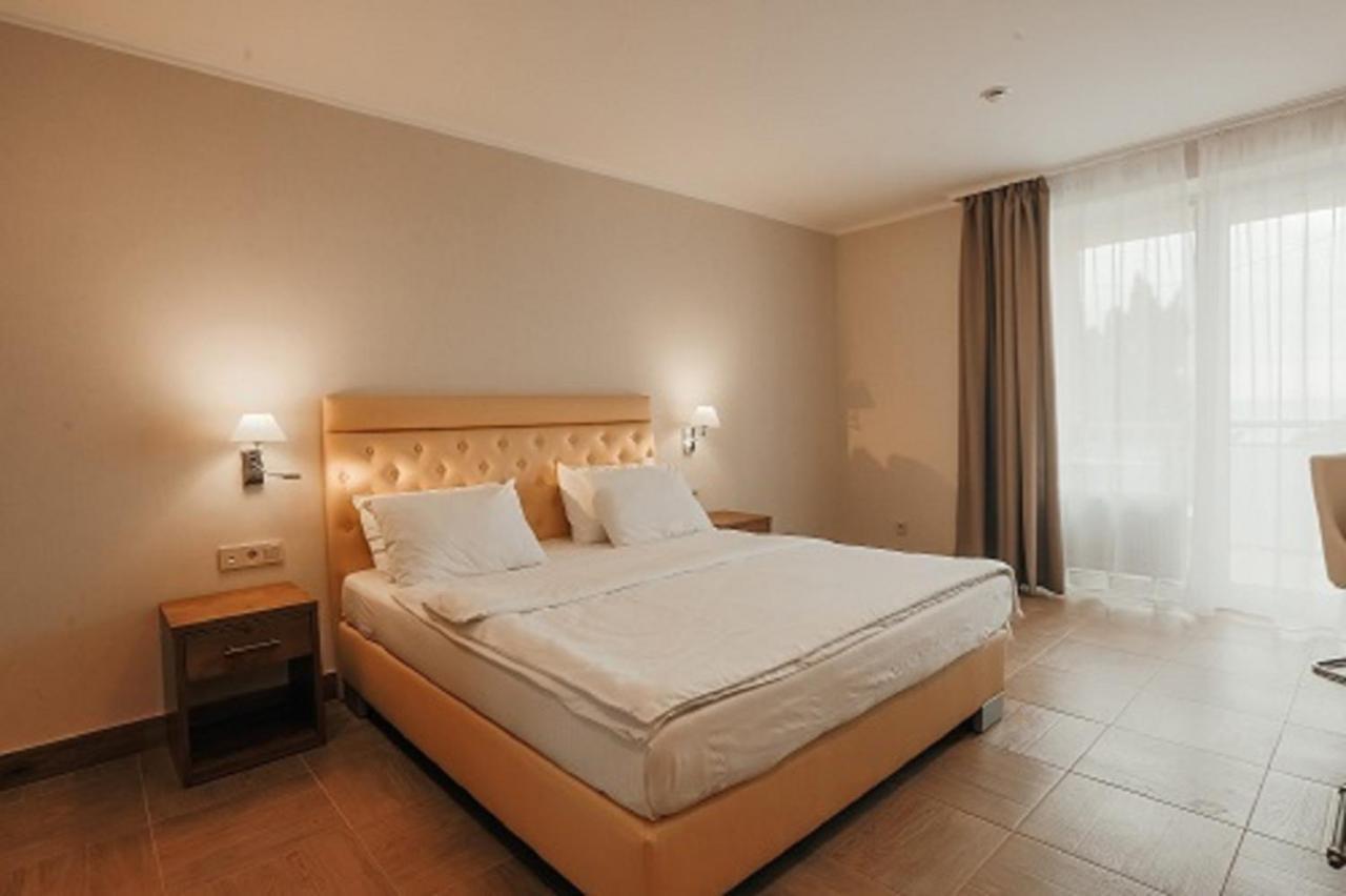 Amza Park Hotel Gagra Eksteriør billede