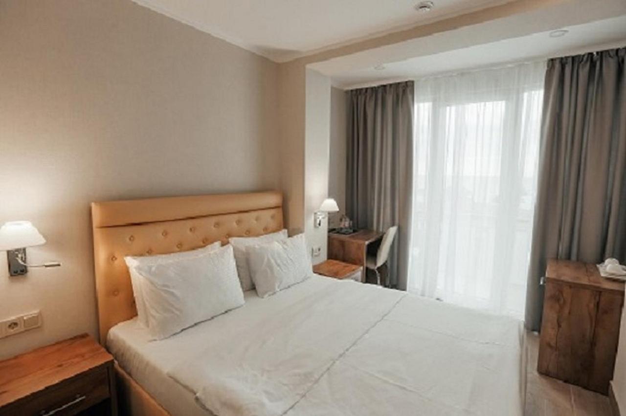 Amza Park Hotel Gagra Eksteriør billede
