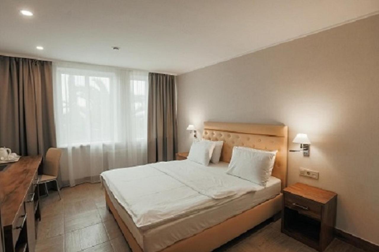 Amza Park Hotel Gagra Eksteriør billede