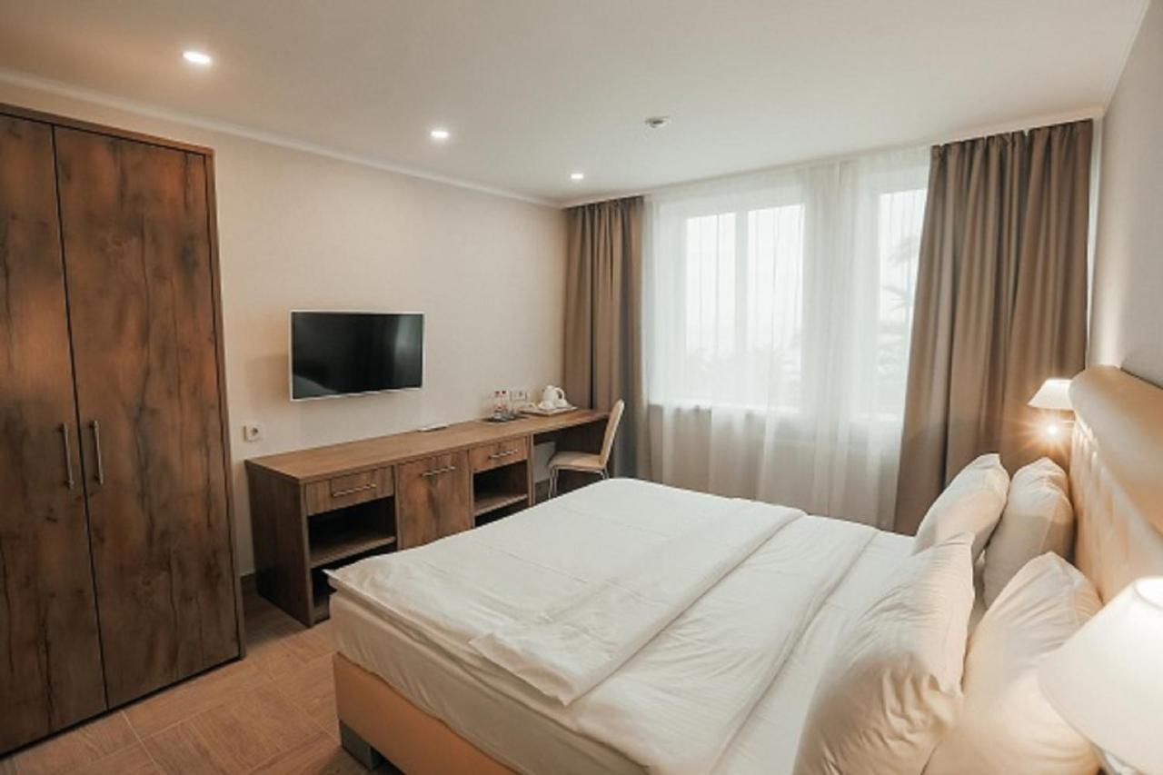 Amza Park Hotel Gagra Eksteriør billede