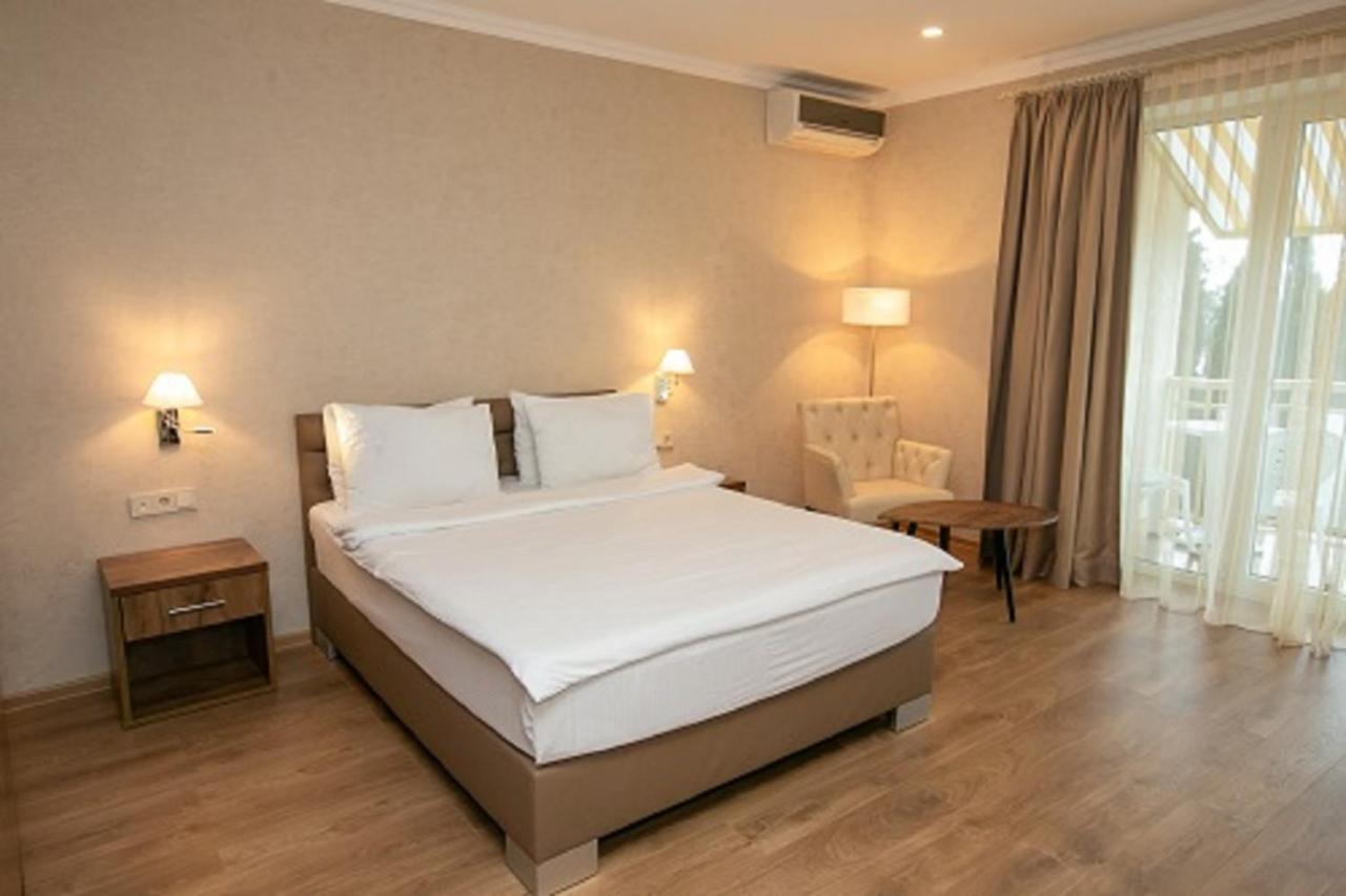 Amza Park Hotel Gagra Eksteriør billede